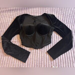 PrettyLittleThing Black Velvet Long-Sleeve Corset Top